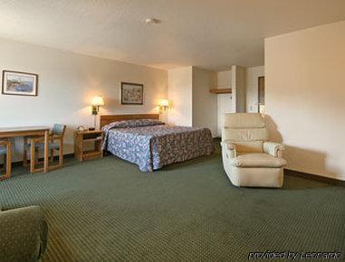 Super 8 By Wyndham Cloquet Hotel Quarto foto